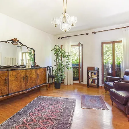 Amazing In With Kitchen Appartement Feltre