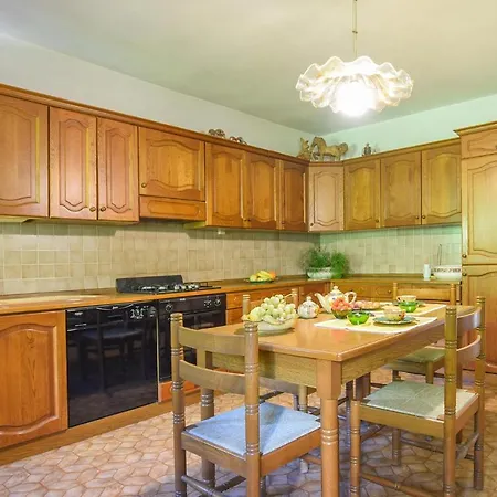 Amazing In With Kitchen * Feltre